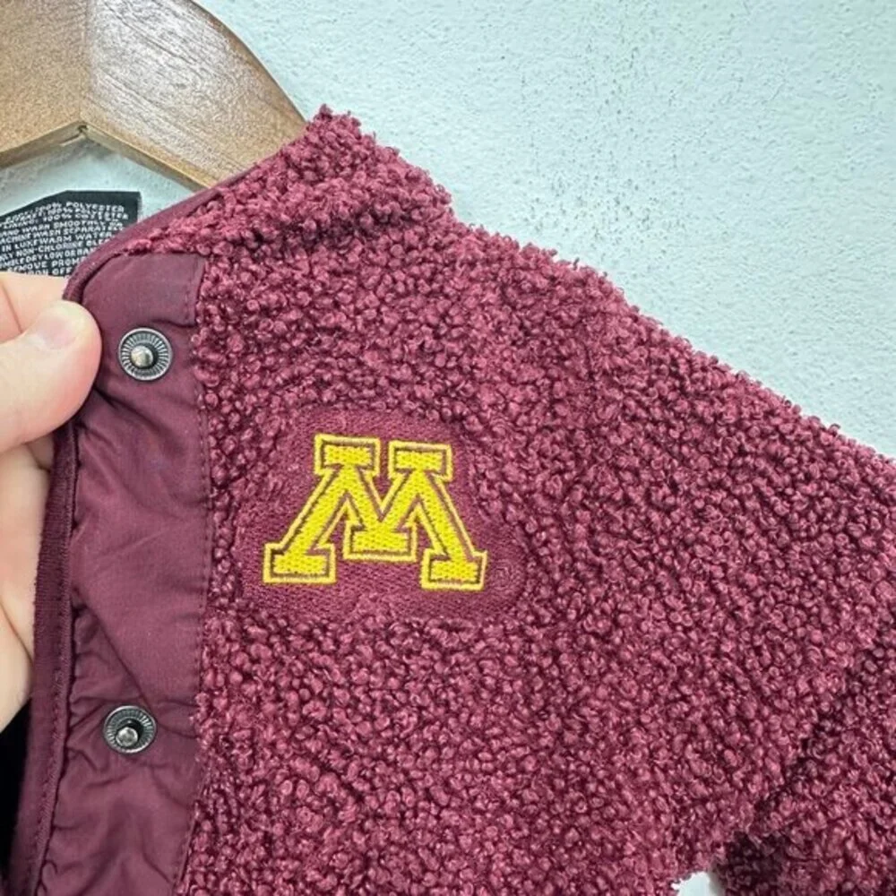Colosseum University of Minnesota Gophers 2T Toddler Sherpa Hooded Jacket